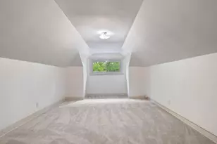 2531 W Morse Ave, Chicago, IL 60645 - Photo 16