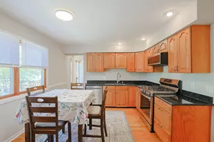 2842 Garden Dr, Lisle, IL 60532 - Photo 10