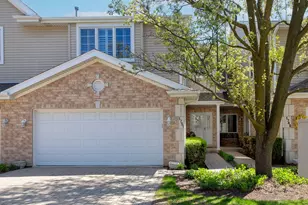 1751 Park Ridge Point, Park Ridge, IL 60068 - Photo 2