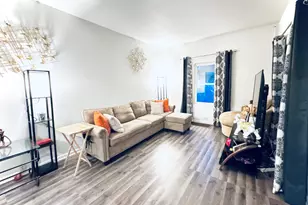 817 Cochrane Ave, Joliet, IL 60436 - Photo 8
