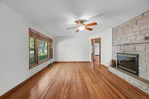 1105 Foothill Dr, Champaign, IL 61821 - Photo 6