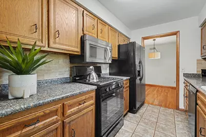 1105 Foothill Drive, Champaign, IL 61821 - Photo 12