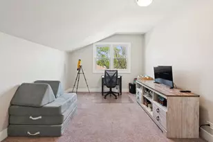 815 Cumberland St, Hoffman Estates, IL 60169 - Photo 22