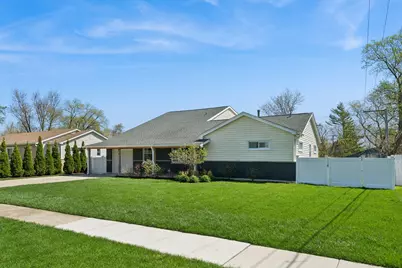 815 Cumberland Street, Hoffman Estates, IL 60169 - Photo 1