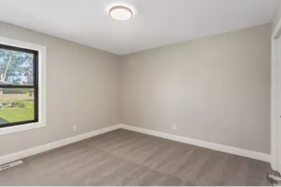 202 W Evergreen Drive, Saint John, IL 61873 - Photo 30