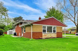 346 Kemman Ave, La Grange Park, IL 60526 - Photo 2