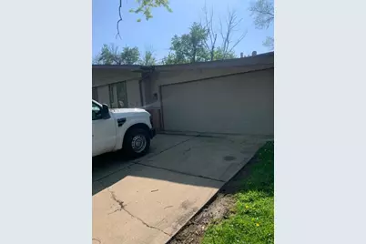 224 N Pleasant Drive, Glenwood, IL 60425 - Photo 6