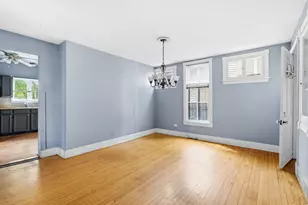212 S 4th St, Aurora, IL 60505 - Photo 10
