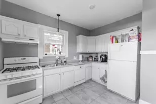 168 Villa St, Elgin, IL 60120 - Photo 16