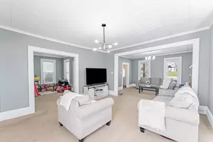 168 Villa St, Elgin, IL 60120 - Photo 6