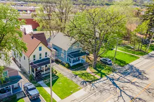 168 Villa St, Elgin, IL 60120 - Photo 32