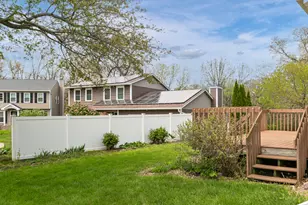 3503 32nd St, Moline, IL 61265 - Photo 6