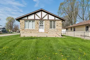 1414 North Ave, Round Lake Beach, IL 60073 - Photo 2