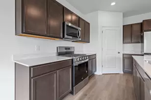 2602 Camelback Dr, Pingree Grove, IL 60140 - Photo 10