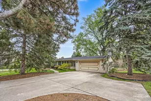 305 S Lambert Rd, Glen Ellyn, IL 60137 - Photo 2