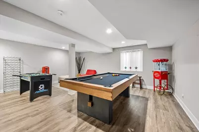 1924 Wyndham Circle, Glenview, IL 60025 - Photo 24