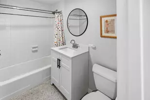 607 E Evergreen St, Wheaton, IL 60187 - Photo 14