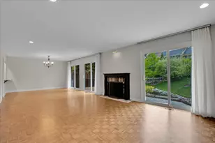 7 The Court of Island Point, Northbrook, IL 60062 - Photo 16
