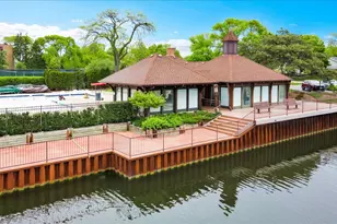 7 The Court of Island Point, Northbrook, IL 60062 - Photo 50