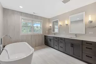 1162 Sycamore Dr, Lake Zurich, IL 60047 - Photo 14
