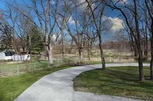 2775 E Riverview Dr, Kankakee, IL 60901 - Photo 40