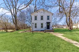 1803 Guion St, Ottawa, IL 61350 - Photo 2