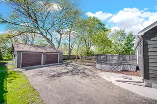 211 Independence Ave, Joliet, IL 60433 - Photo 24