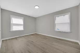 211 Independence Ave, Joliet, IL 60433 - Photo 16