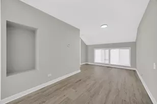 211 Independence Ave, Joliet, IL 60433 - Photo 20