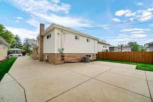 9234 Linder Ave, Morton Grove, IL 60053 - Photo 22