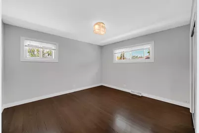 9234 Linder Avenue, Morton Grove, IL 60053 - Photo 10