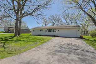 7405 Wooded Shore Dr, Wonder Lake, IL 60097 - Photo 2