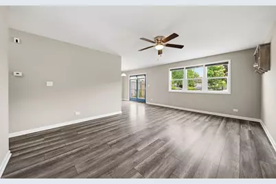 225 Mill Stream Drive, Bolingbrook, IL 60440 - Photo 6