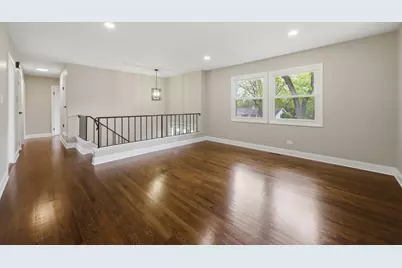 2S206 Mayfield Lane, Glen Ellyn, IL 60137 - Photo 4