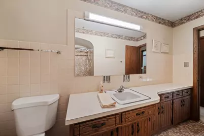 10823 S 71st Court, Worth, IL 60482 - Photo 18
