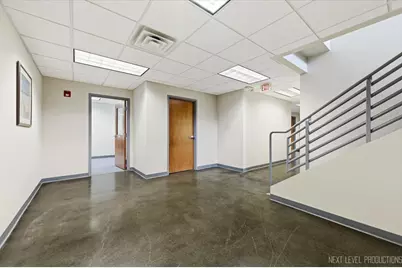 2051 Ogden Avenue, Downers Grove, IL 60515 - Photo 22