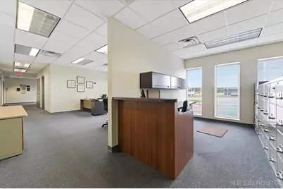 2051 Ogden Avenue, Downers Grove, IL 60515 - Photo 18