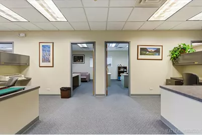 2051 Ogden Avenue, Downers Grove, IL 60515 - Photo 16