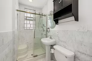 1221 E Hyde Park Blvd, Chicago, IL 60615 - Photo 24