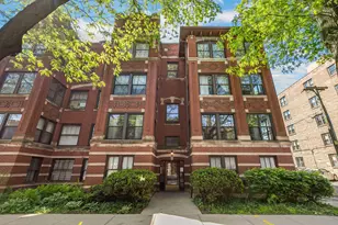 1221 E Hyde Park Blvd, Chicago, IL 60615 - Photo 1