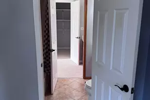2227 Denton Ct, Schaumburg, IL 60194 - Photo 14