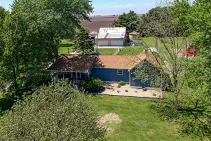2463 Red Tail Hawk Rd, Clifton, IL 61727 - Photo 66