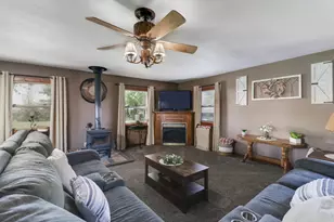 2463 Red Tail Hawk Rd, Clifton, IL 61727 - Photo 10