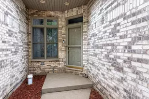 8810 W 84th Pl, Justice, IL 60458 - Photo 18