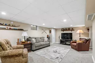 741 N Lincoln Ave, Park Ridge, IL 60068 - Photo 18
