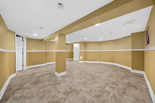 7801 S Winchester Ave, Chicago, IL 60620 - Photo 16