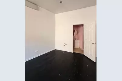 2316 N California Avenue, Chicago, IL 60647 - Photo 10