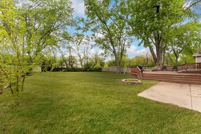 9 Sycamore Drive, Naperville, IL 60540 - Photo 24