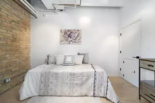 1872 N Clybourn Ave, Chicago, IL 60614 - Photo 20