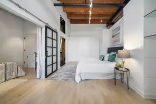 1872 N Clybourn Ave, Chicago, IL 60614 - Photo 18